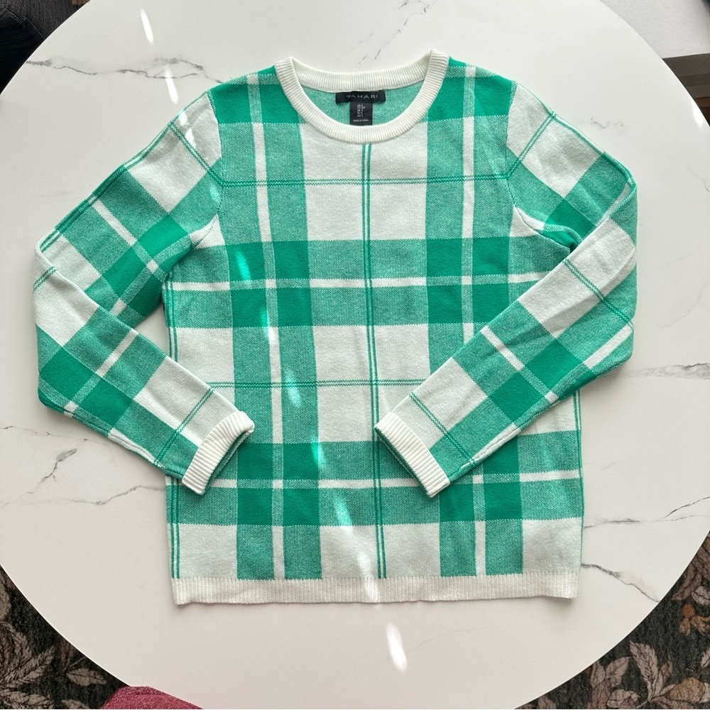Tahari Green White Plaid Crewneck Sweater Size Small